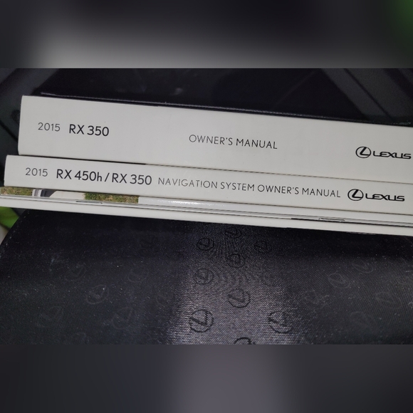 Like New! Lexus Owners Manual 2015 Lexus RX 350 - Picture 3 of 8